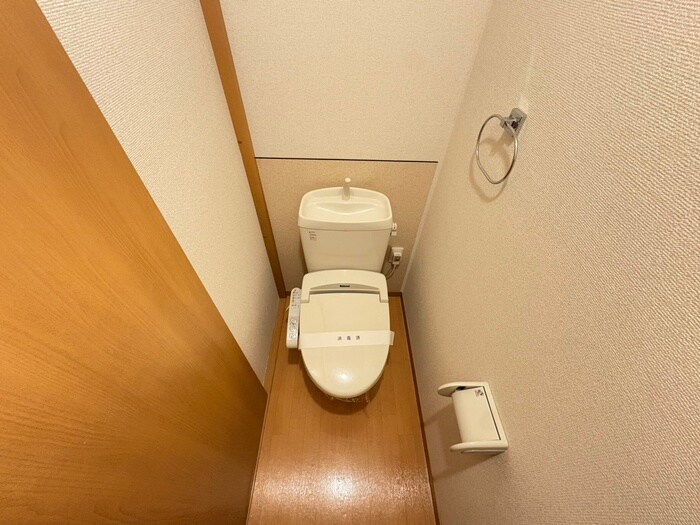 物件内観写真13　(トイレ)