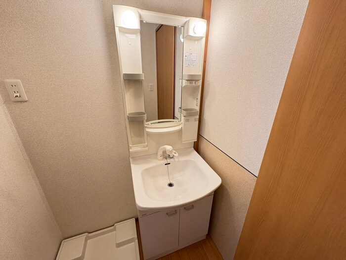 物件内観写真14　(洗面)