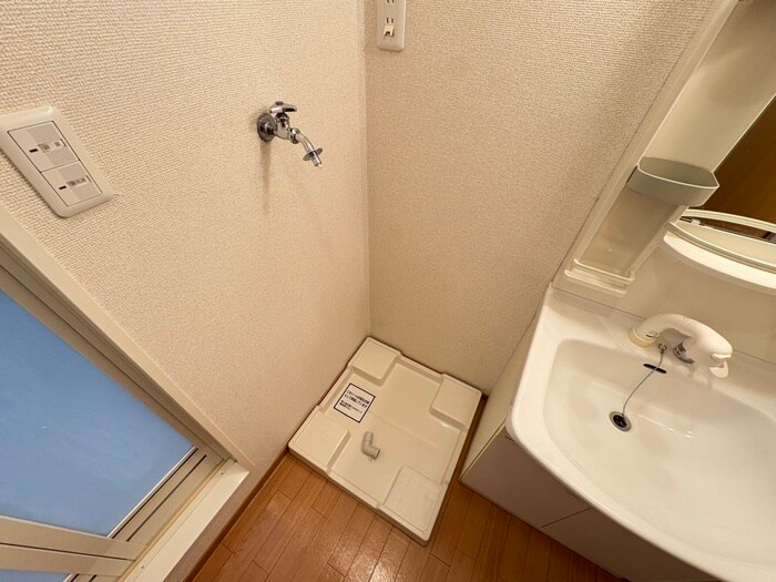 物件内観写真20　(洗濯機置場)