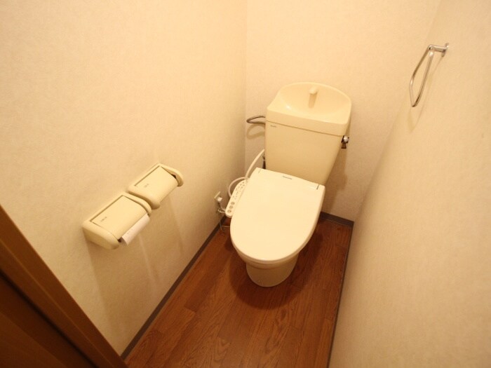 物件内観写真12　(トイレ)