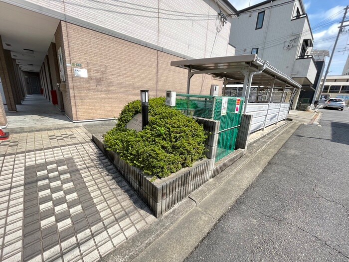 物件外観写真6　(建物設備)