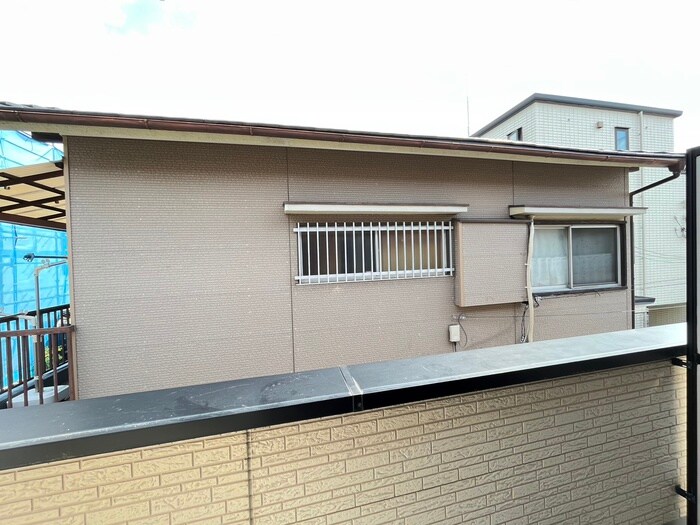 物件内観写真22　(室内からの展望)