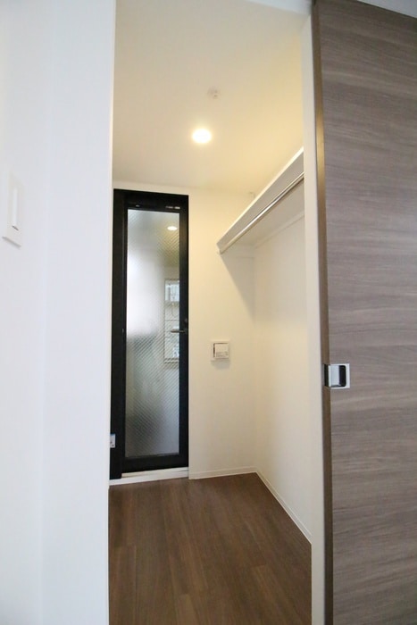 物件内観写真13　(収納)