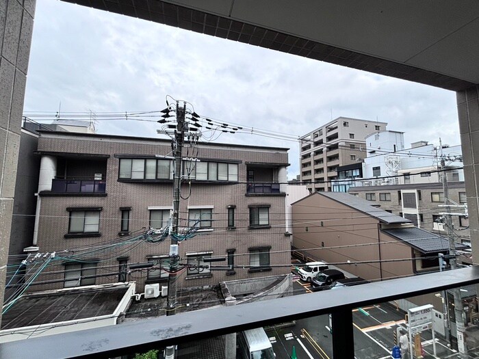 物件内観写真17　(室内からの展望)