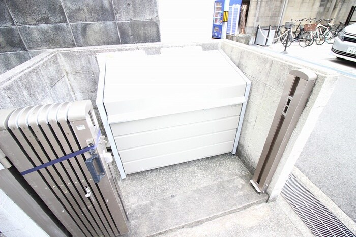 物件外観写真4　(建物設備)