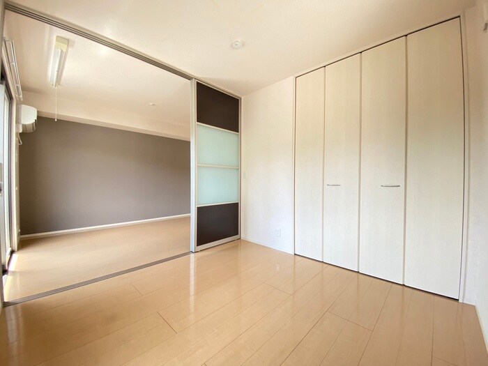 物件内観写真10　(居室)