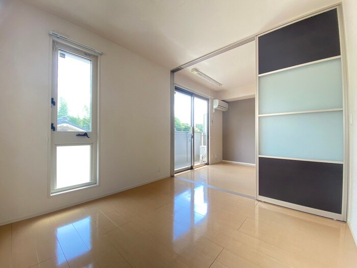 物件内観写真11　(居室)