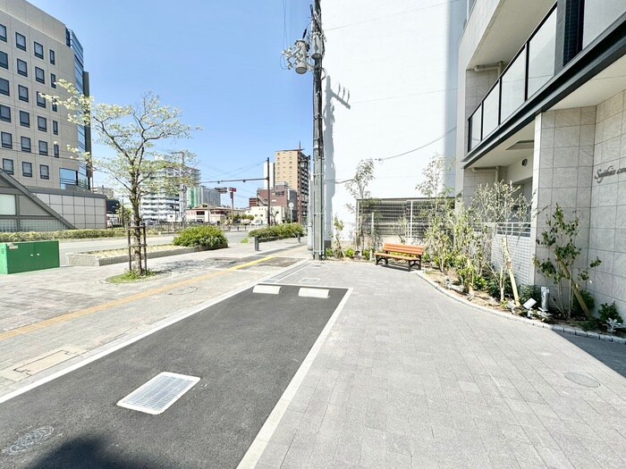 物件外観写真5　(駐車場)