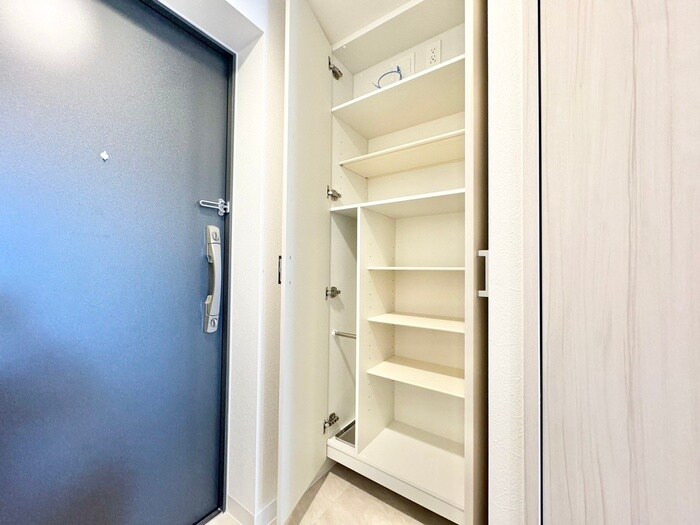 物件内観写真17　(靴箱)