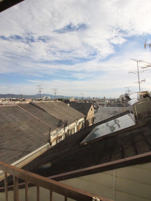 物件内観写真18　(室内からの展望)