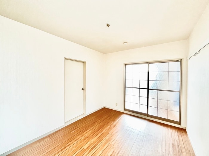 物件内観写真11　(居室)