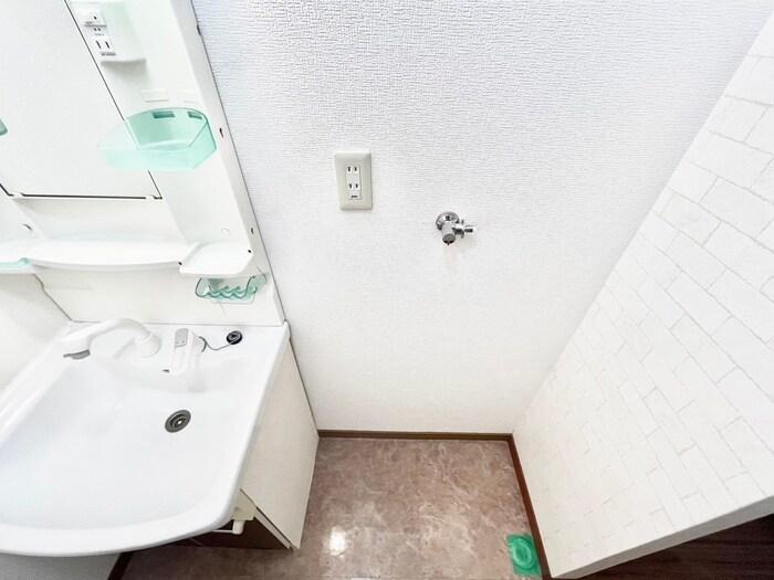 物件内観写真17　(洗濯機置場)