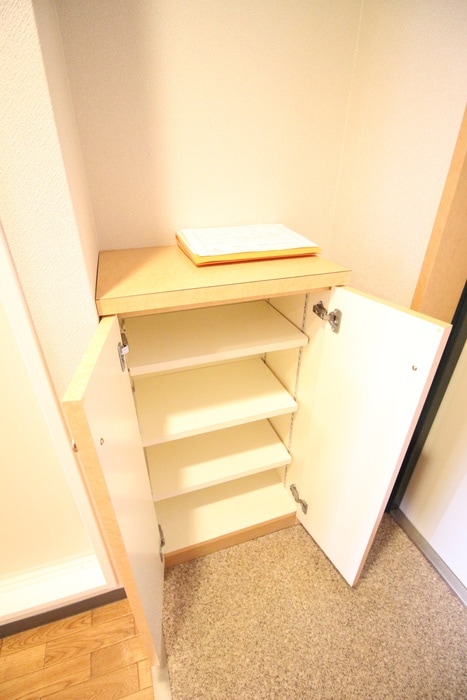 物件内観写真14　(靴箱)