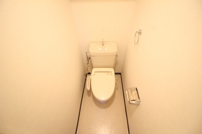 物件内観写真12　(トイレ)