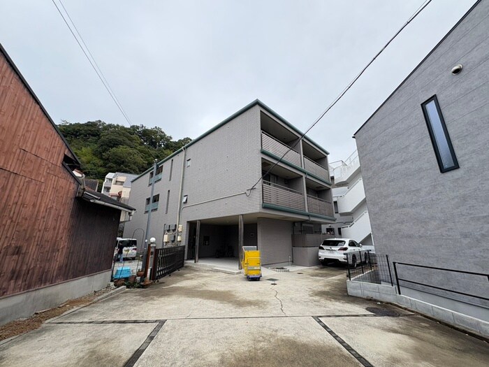 物件外観写真1　(外観写真)