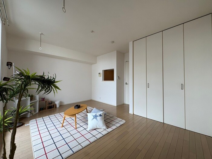 物件内観写真9　(居室)