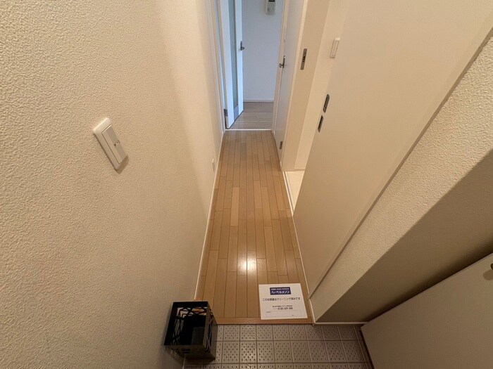 物件内観写真19　(廊下)