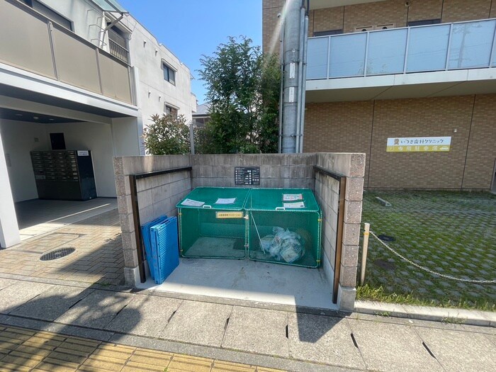 物件外観写真6　(建物設備)