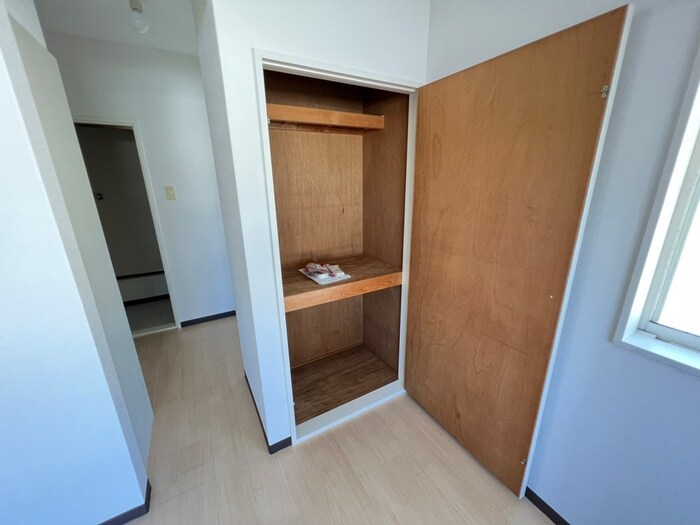 物件内観写真11　(収納)