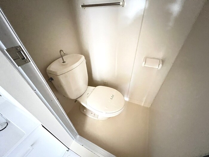 物件内観写真15　(トイレ)