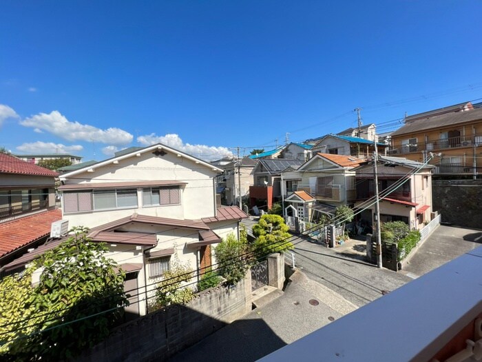 物件内観写真16　(室内からの展望)