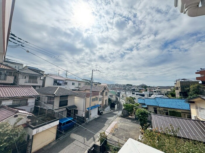 物件内観写真16　(室内からの展望)