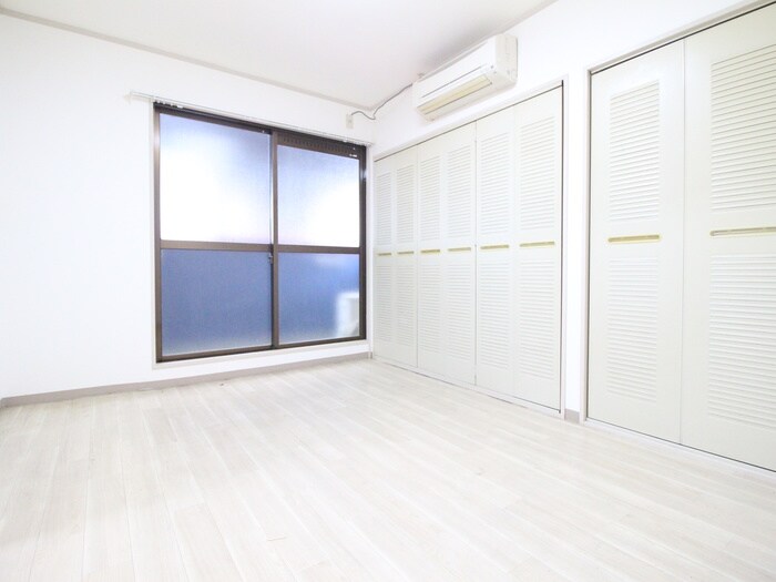 物件内観写真12　(居室)