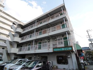 河正コ－ポ南棟外観写真