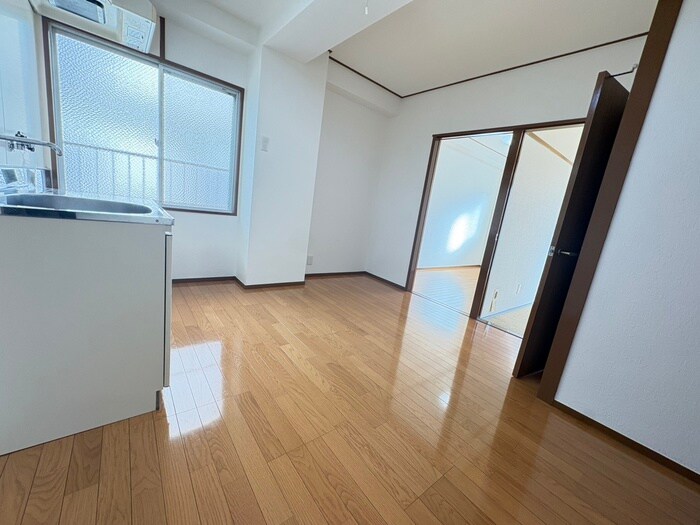 物件内観写真13　(居室)