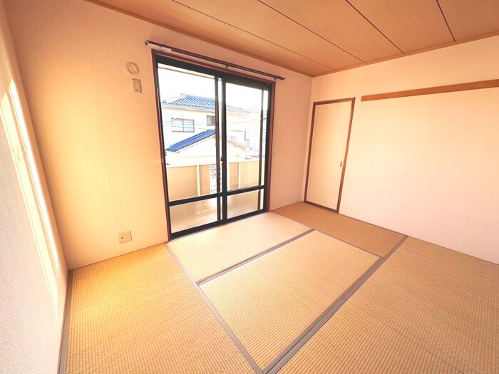 物件内観写真10　(居室)