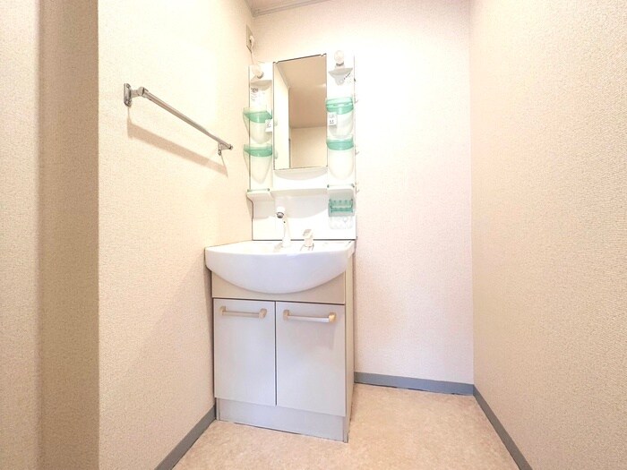 物件内観写真13　(洗面)