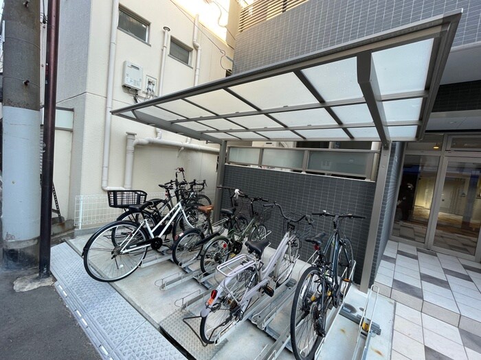 ソラード王子町の駐輪場