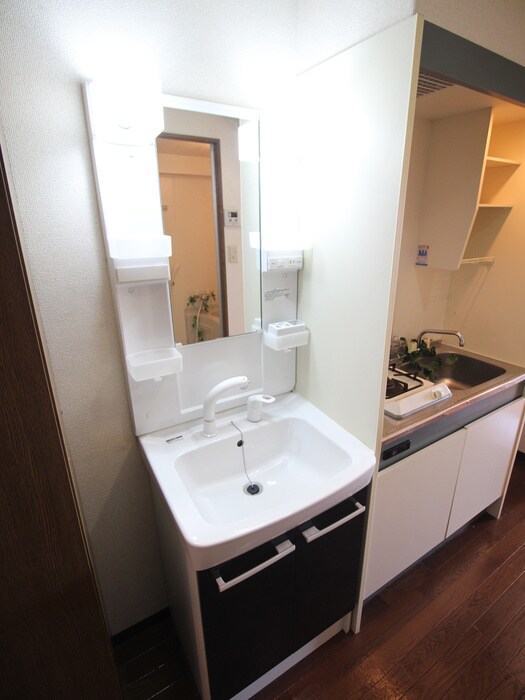 物件内観写真12　(洗面)