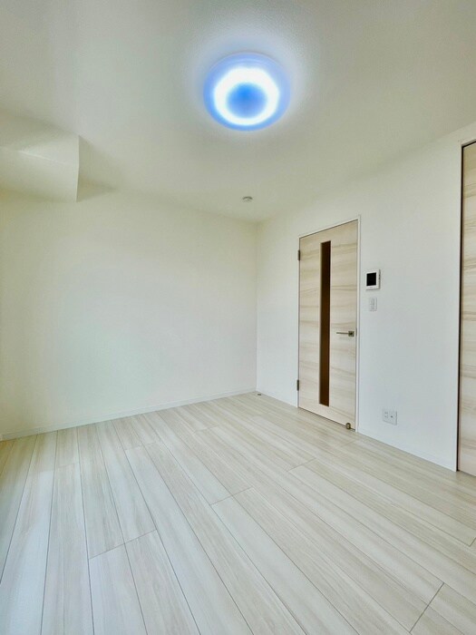 物件内観写真18　(居室)