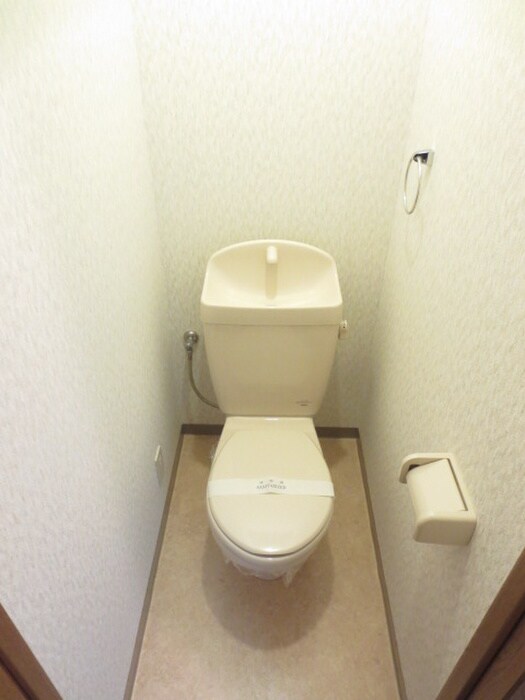 物件内観写真9　(トイレ)