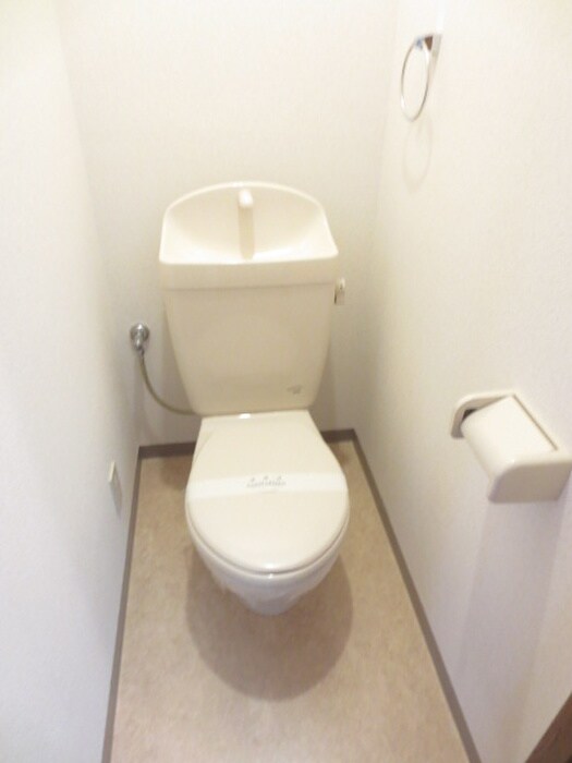 物件内観写真12　(トイレ)