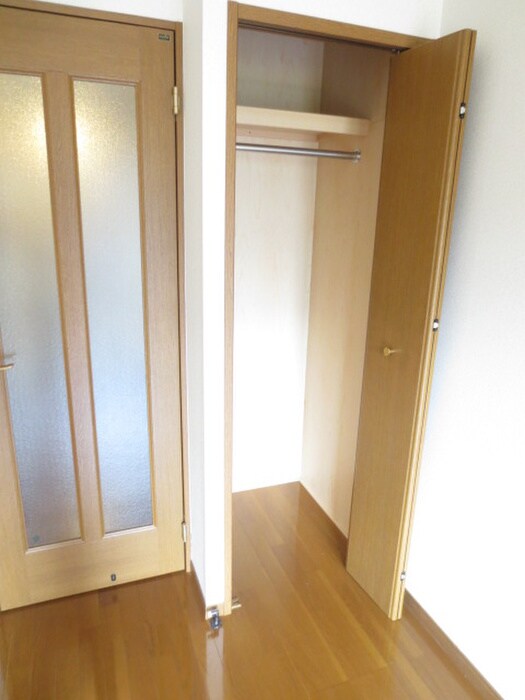 物件内観写真15　(収納)