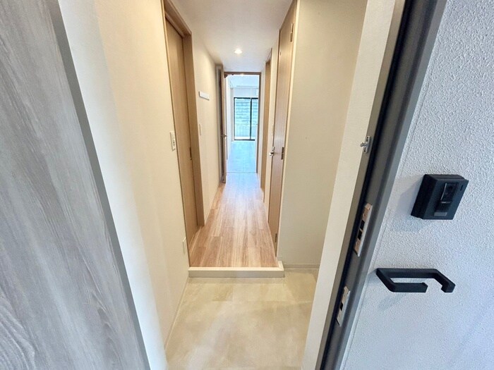 物件内観写真17　(廊下)