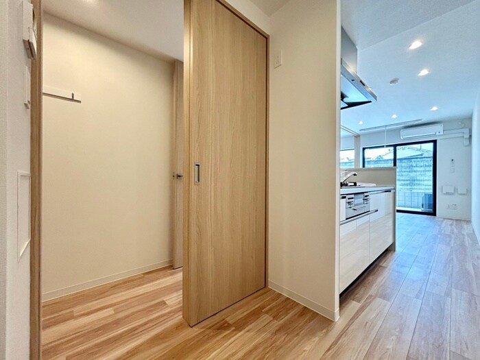 物件内観写真21　(居室)