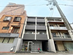 グランコスモ今出川外観写真