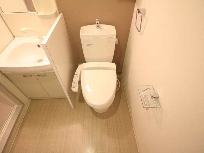 物件内観写真11　(トイレ)