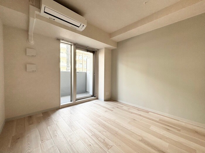 物件内観写真2　(居室)