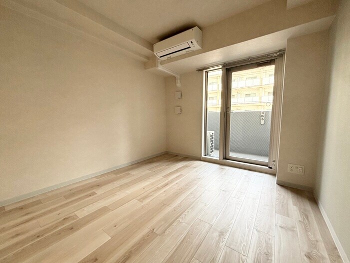 物件内観写真4　(居室)