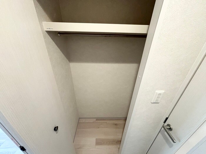 物件内観写真11　(収納)