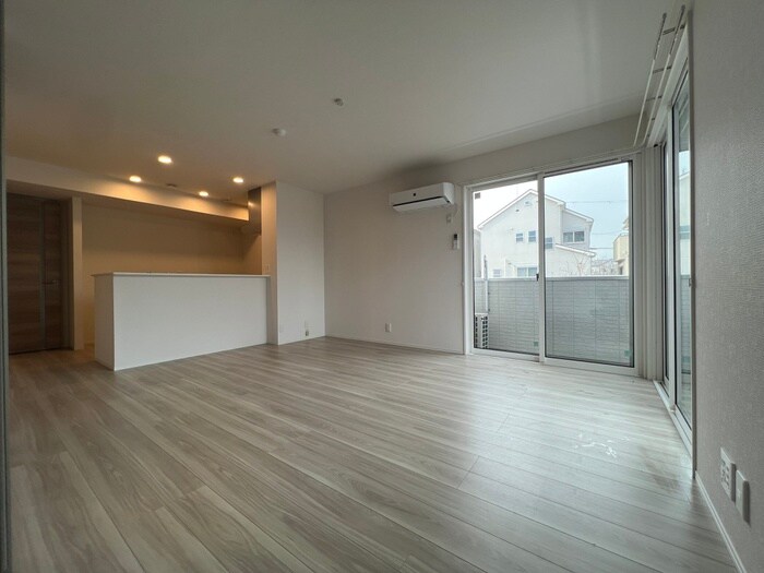 物件内観写真12　(居室)