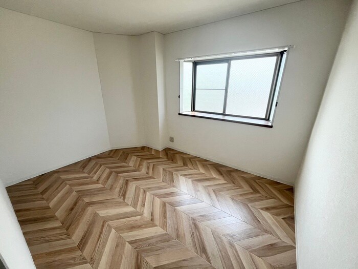 物件内観写真6　(居室)