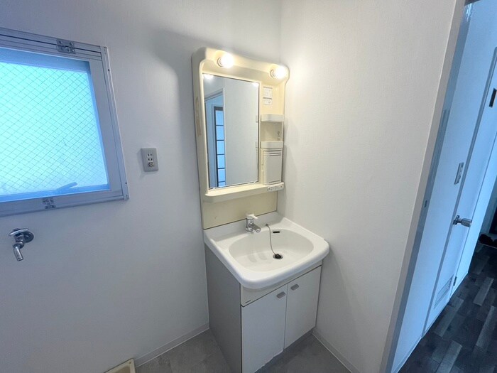 物件内観写真15　(洗面)