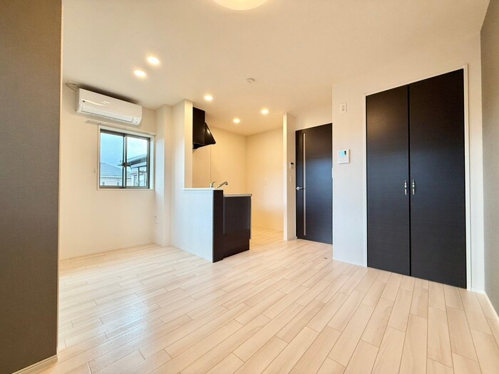 物件内観写真10　(居室)