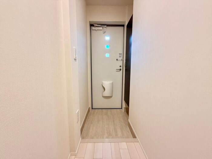 物件内観写真17　(玄関)