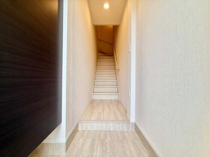 物件内観写真19　(廊下)